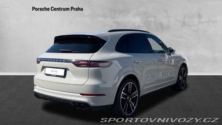 Porsche Cayenne Turbo 2022