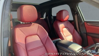 Porsche Cayenne Turbo 2022