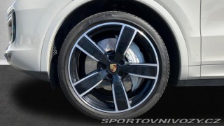 Porsche Cayenne Turbo 2022