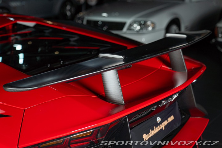 Lamborghini Aventador SV 2016