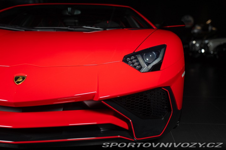 Lamborghini Aventador SV 2016
