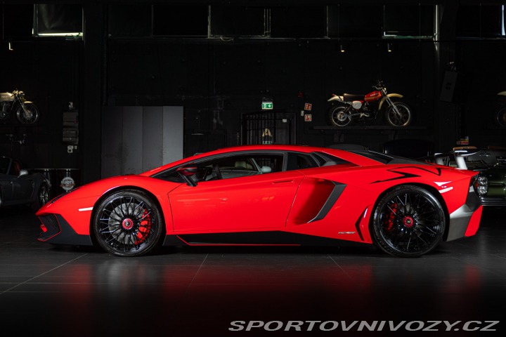 Lamborghini Aventador SV 2016
