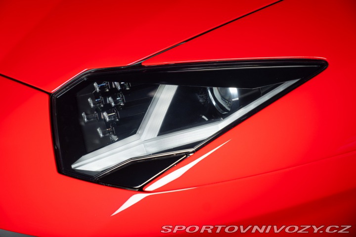 Lamborghini Aventador SV 2016