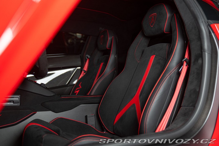 Lamborghini Aventador SV 2016