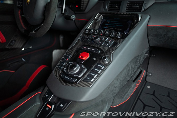 Lamborghini Aventador SV 2016