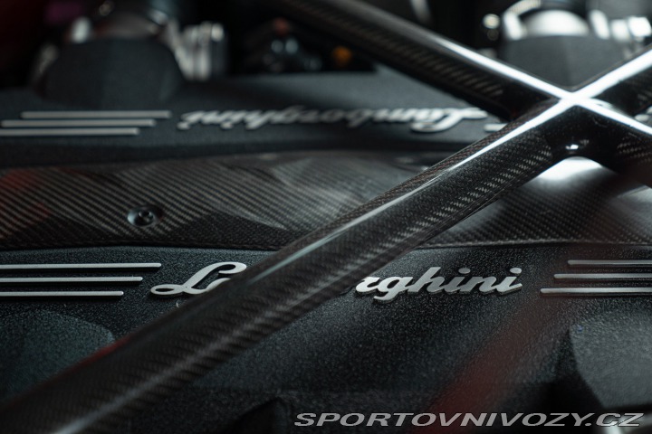 Lamborghini Aventador SV 2016