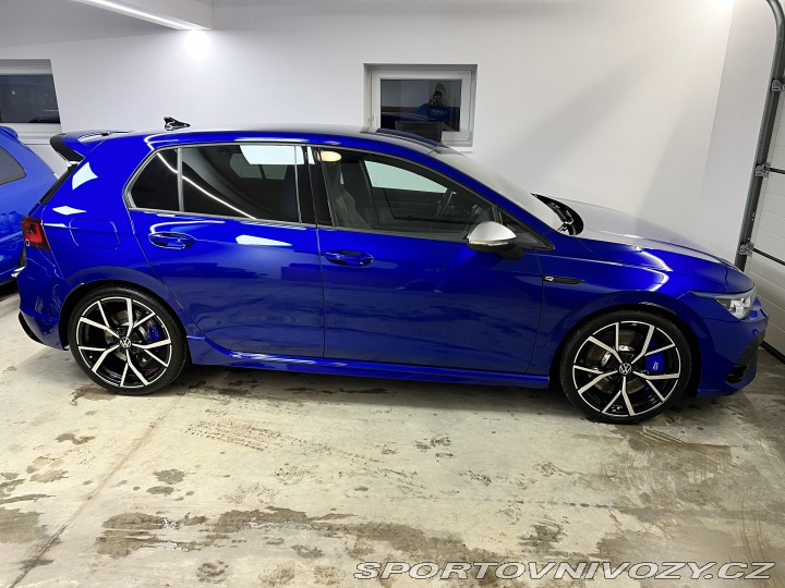 Volkswagen Golf R performance 2021