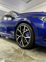 Volkswagen Golf R performance 2021