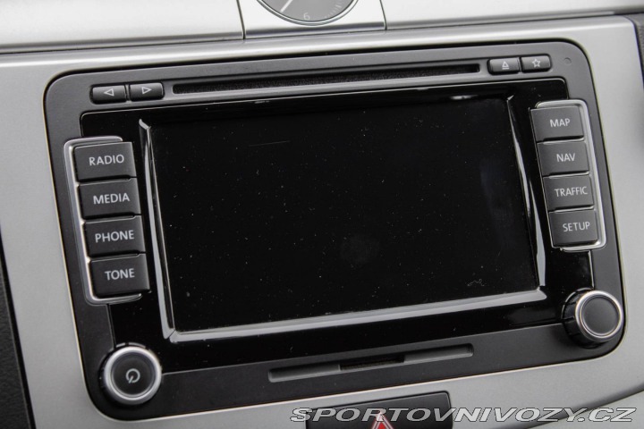 Volkswagen Passat CC CC 2.0 TDI BlueMotion 2011