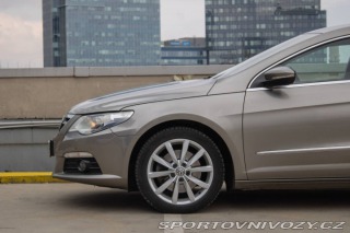 Volkswagen Passat CC CC  2.0 TDI BlueMotion 2011