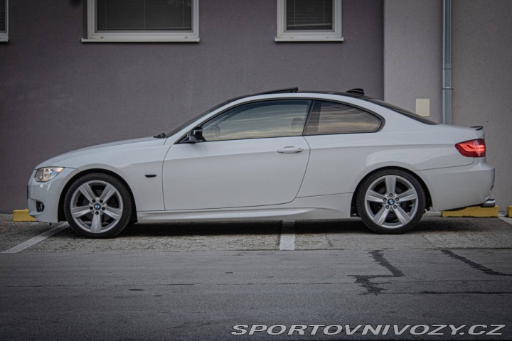 BMW 3 Coupé E92 LCI 328iA 172K 2010