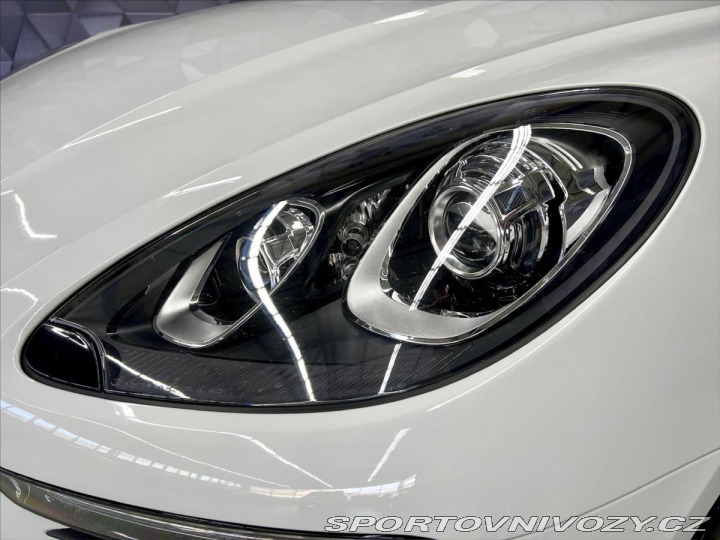 Porsche Macan 3,0 DIESEL S PDK, NAVIGAC 2016