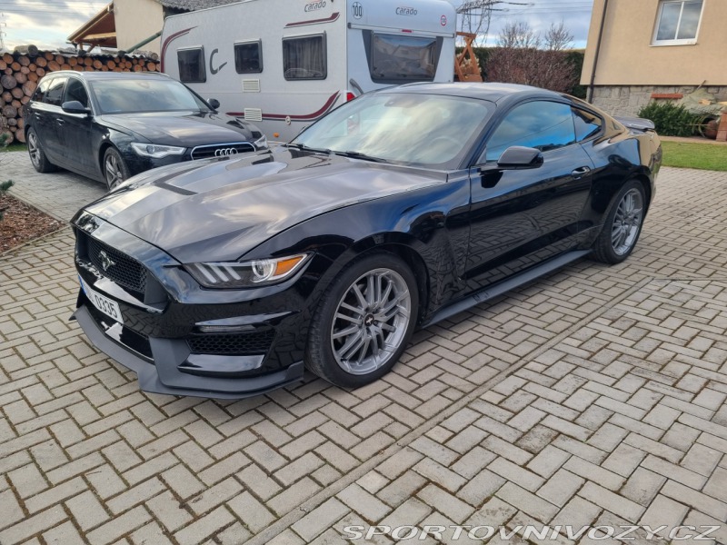 Ford Mustang 