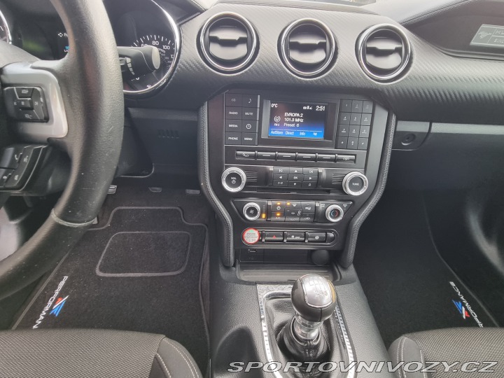 Ford Mustang 2015