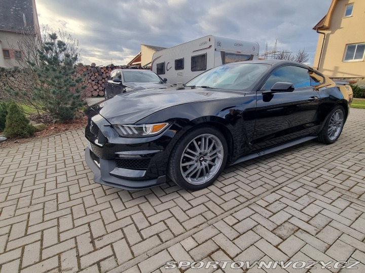 Ford Mustang 2015