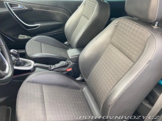 Opel Astra GTC 2,0 CDTi (121 kW) 2012