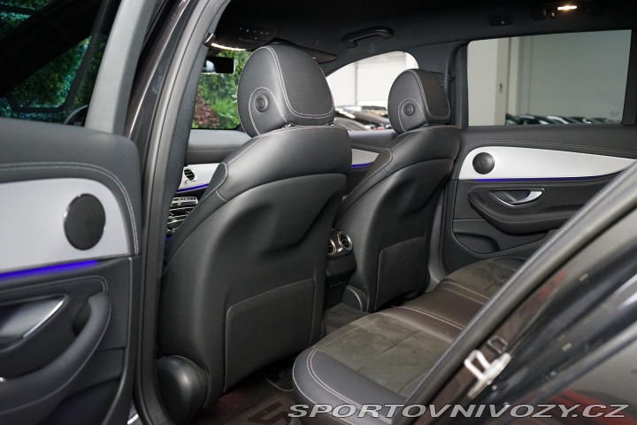 Mercedes-Benz E 220d 4M AMG LED Distronic 2020