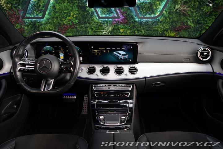 Mercedes-Benz E 220d 4M AMG LED Distronic 2020