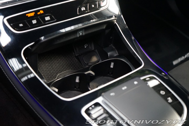 Mercedes-Benz E 220d 4M AMG LED Distronic 2020