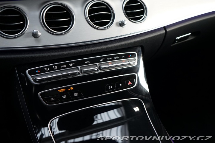 Mercedes-Benz E 220d 4M AMG LED Distronic 2020