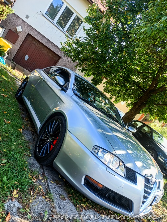 Alfa Romeo GT 2004