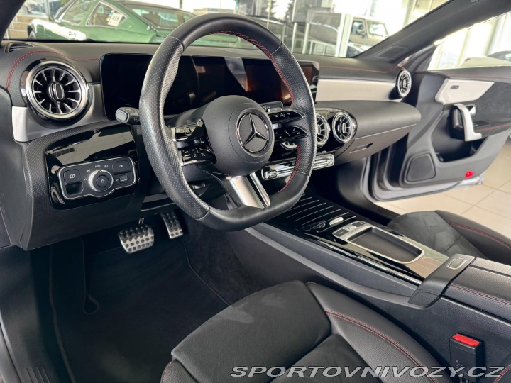 Mercedes-Benz CLA 180 AMG*MbuX*Panoram*REZE 2023