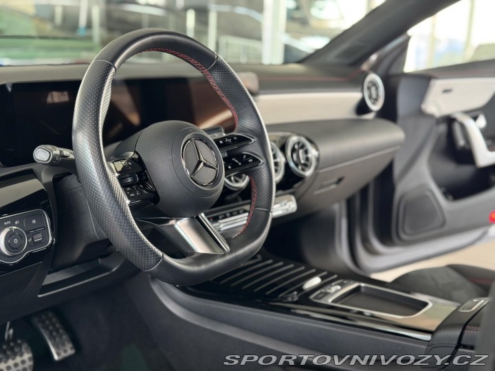 Mercedes-Benz CLA 180 AMG*MbuX*Panoram*REZE 2023