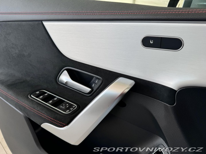 Mercedes-Benz CLA 180 AMG*MbuX*Panoram*REZE 2023