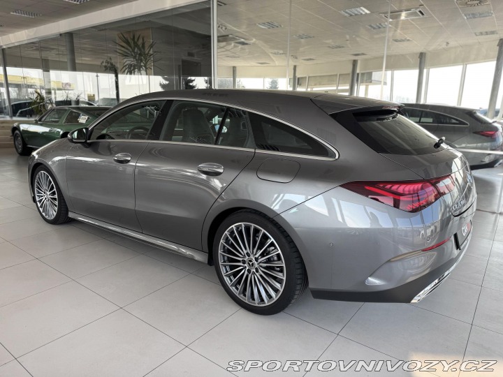Mercedes-Benz CLA 180 AMG*MbuX*Panorama*Fac 2023