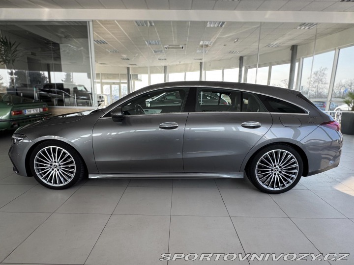 Mercedes-Benz CLA 180 AMG*MbuX*Panoram*REZE 2023