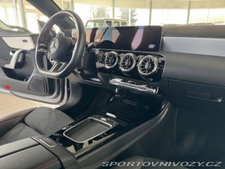 Mercedes-Benz CLA 180 AMG*MbuX*Panorama*Fac 2023