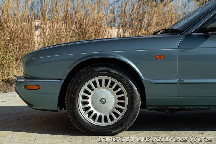 Jaguar XJ XJ8 3.2 EXECUTIVE 1997
