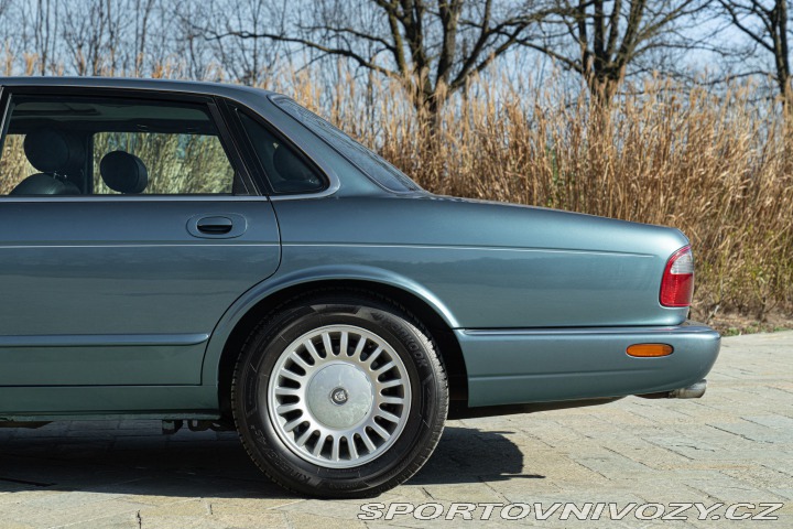 Jaguar XJ XJ8 3.2 EXECUTIVE 1997