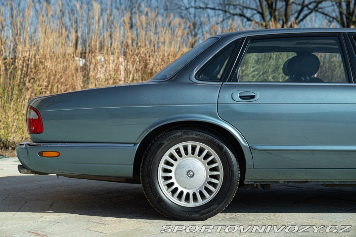 Jaguar XJ XJ8 3.2 EXECUTIVE 1997