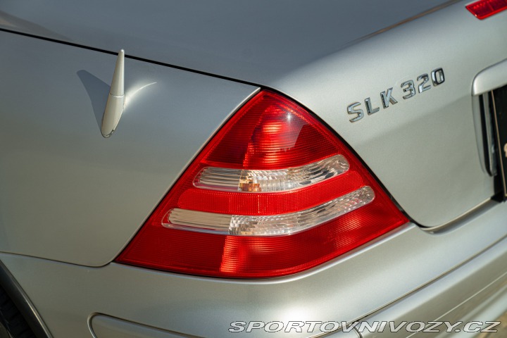 Mercedes-Benz SLK 320 ROADSTER 2001