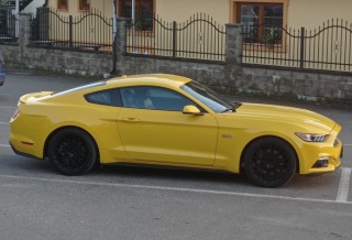 Ford Mustang 