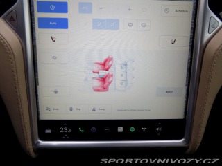 Tesla Model S 85D/Nabijení zdarma/ 2015