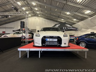 Nissan GT-R Black Edition