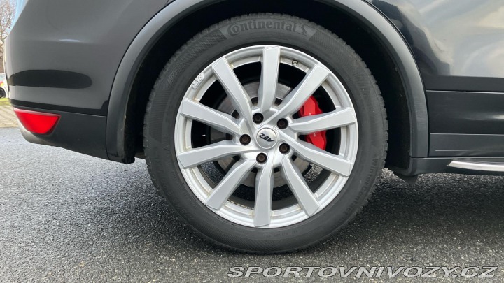 Porsche Cayenne Turbo 2011