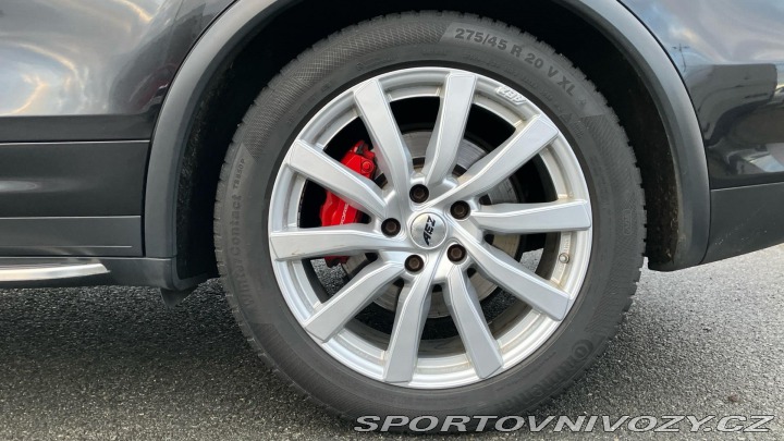 Porsche Cayenne Turbo 2011