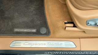 Porsche Cayenne Turbo 2011