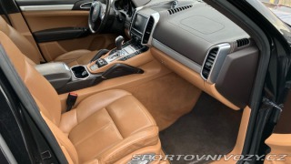 Porsche Cayenne Turbo 2011