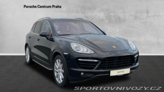 Porsche Cayenne Turbo 2011