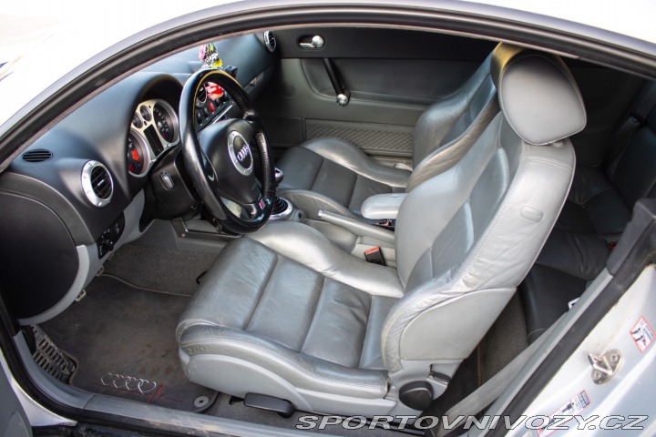 Audi TT Coupé  1.8 T 2004