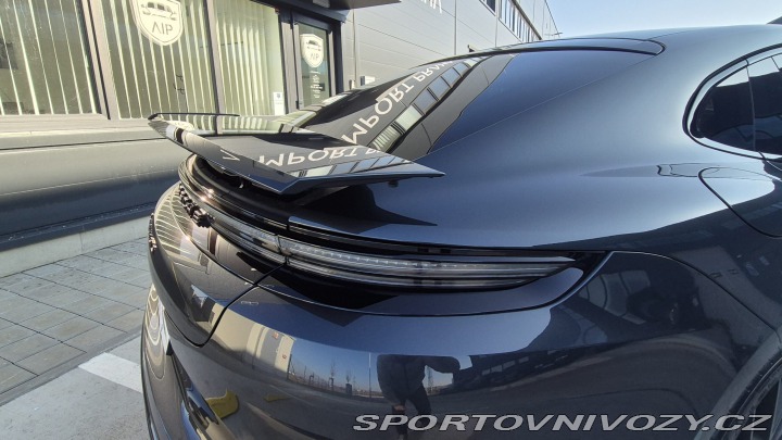 Porsche Panamera GTS 2025