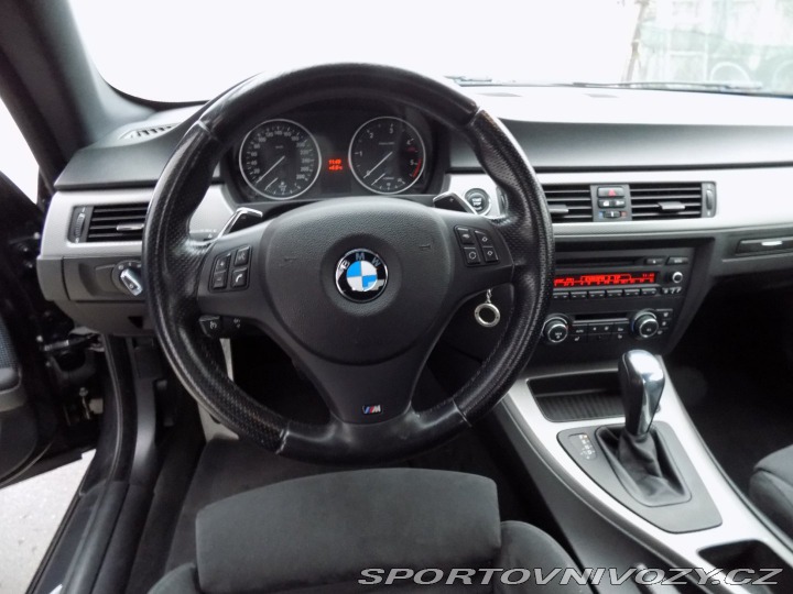 BMW 3 330d/M-sport/Bi-xenon/ 2011