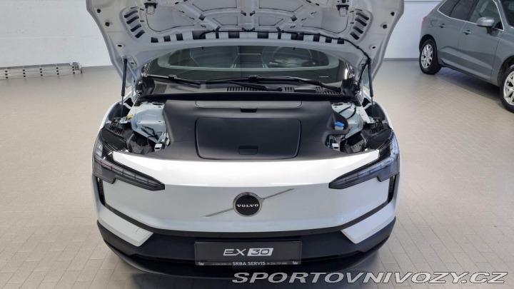 Volvo Ostatní modely EX30 Single Motor Plus 272 Hp 2025