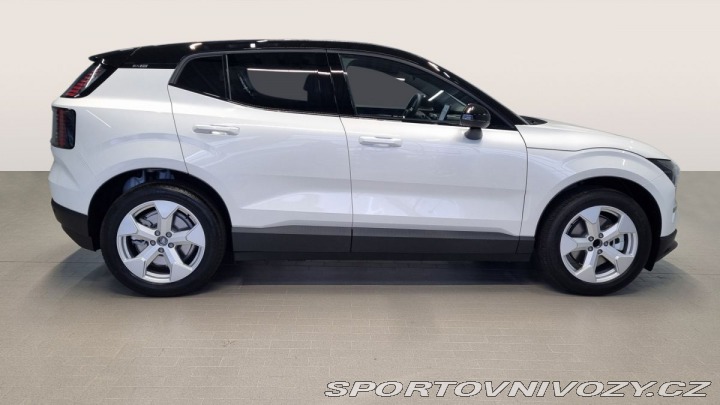 Volvo Ostatní modely EX30 Single Motor Plus 272 Hp 2025