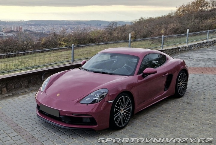 Porsche 718 Cayman GTS 4.0 Rezervace 2023