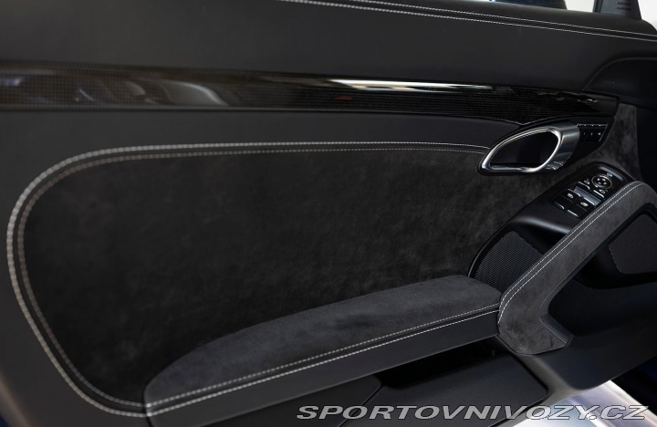 Porsche 718 Cayman GTS 4.0 Rezervace 2023